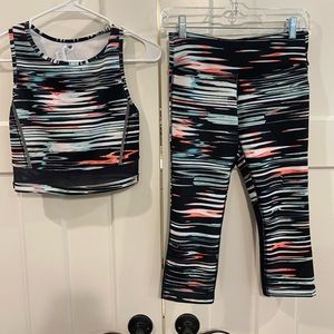 Like new Womens New Balance workout set